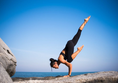 Hoe draagt yoga bij aan een gezond lichaam en een betere levensstijl?